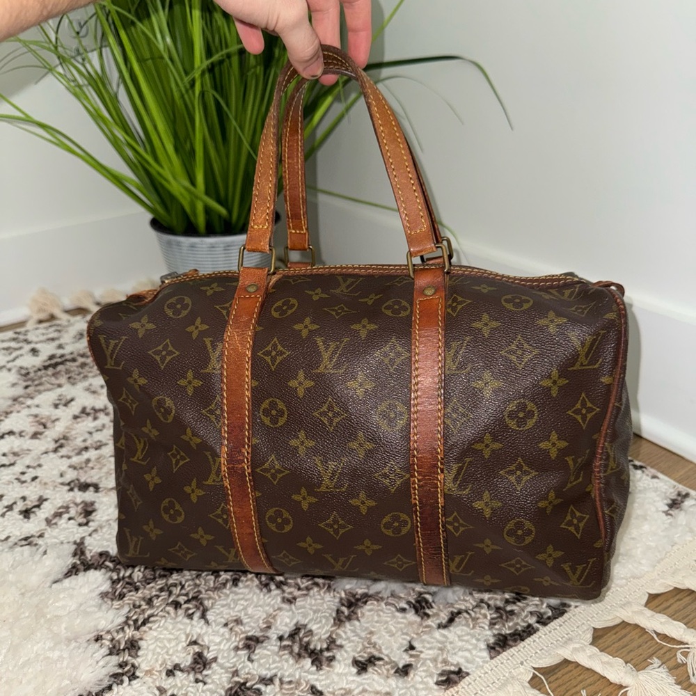 Louis Vuitton 35 duffle bag
